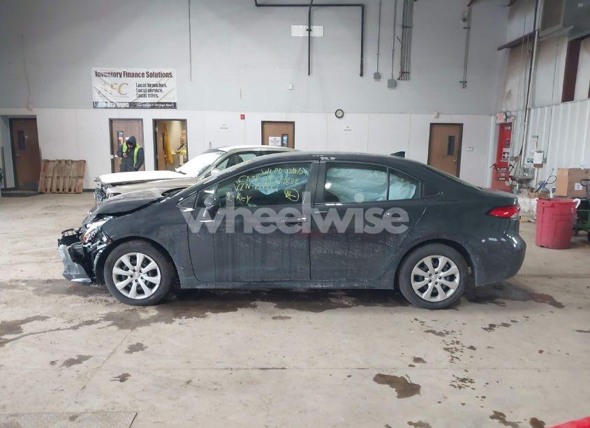 Photo 14 of 2024 Toyota Corolla LE (VIN 5YFB4MDE1RP157372)