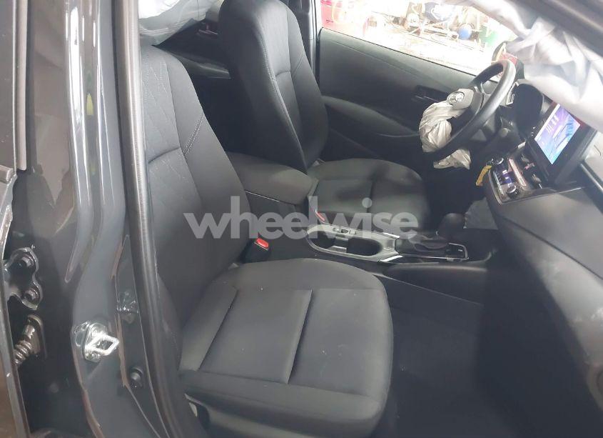 Photo 5 of 2024 Toyota Corolla LE (VIN 5YFB4MDE1RP157372)