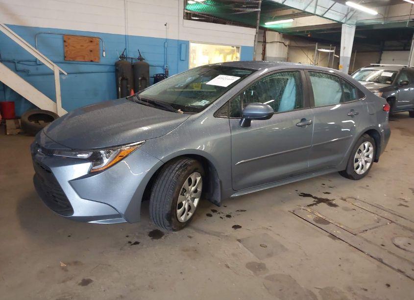 Photo 2 of 2024 Toyota Corolla LE (VIN 5YFB4MDE1RP165228)