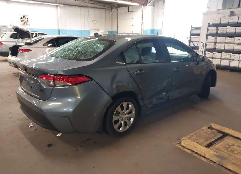 Photo 4 of 2024 Toyota Corolla LE (VIN 5YFB4MDE1RP165228)