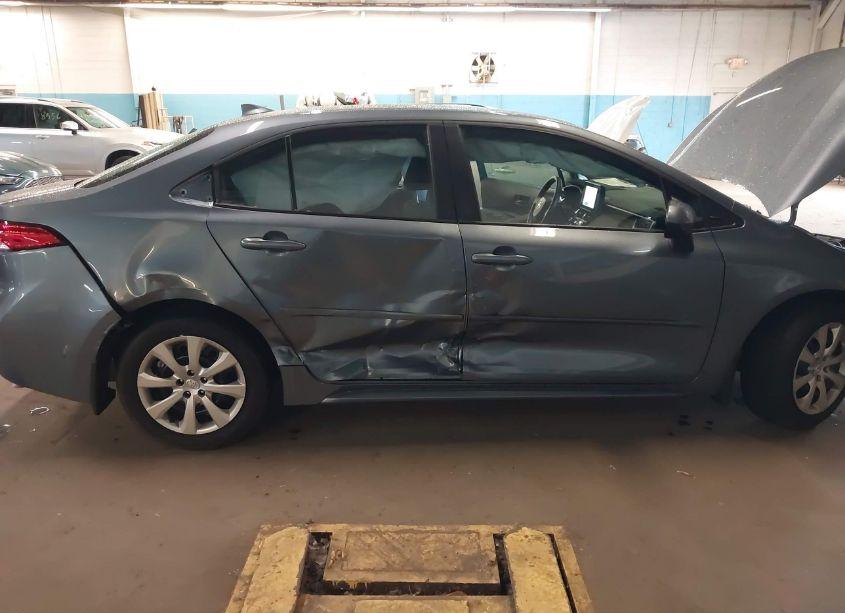 Photo 6 of 2024 Toyota Corolla LE (VIN 5YFB4MDE1RP165228)