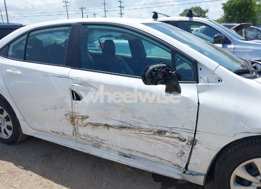 Photo 13 of 2024 Toyota Corolla LE (VIN 5YFB4MDE1RP166217)