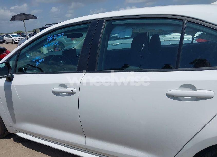 Photo 14 of 2024 Toyota Corolla LE (VIN 5YFB4MDE1RP166217)