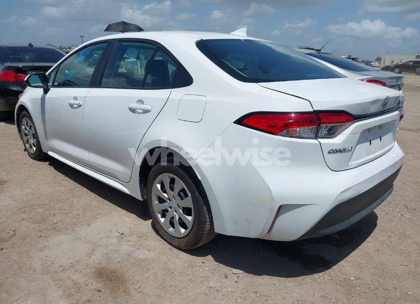 Photo 3 of 2024 Toyota Corolla LE (VIN 5YFB4MDE1RP166217)