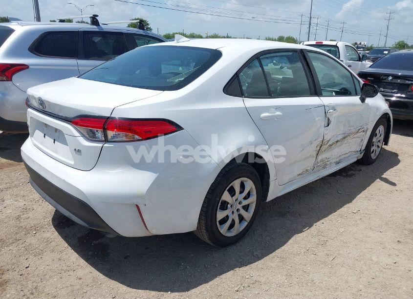 Photo 4 of 2024 Toyota Corolla LE (VIN 5YFB4MDE1RP166217)