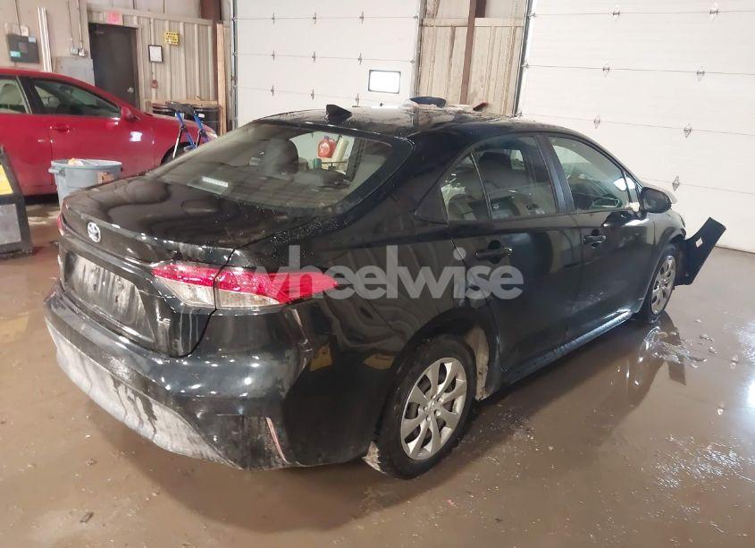 Photo 4 of 2024 Toyota Corolla LE (VIN 5YFB4MDE1RP185902)