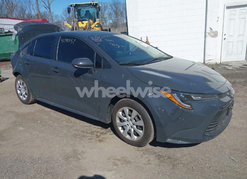 2024 Toyota Corolla LE (VIN 5YFB4MDE1RP188296) main photo