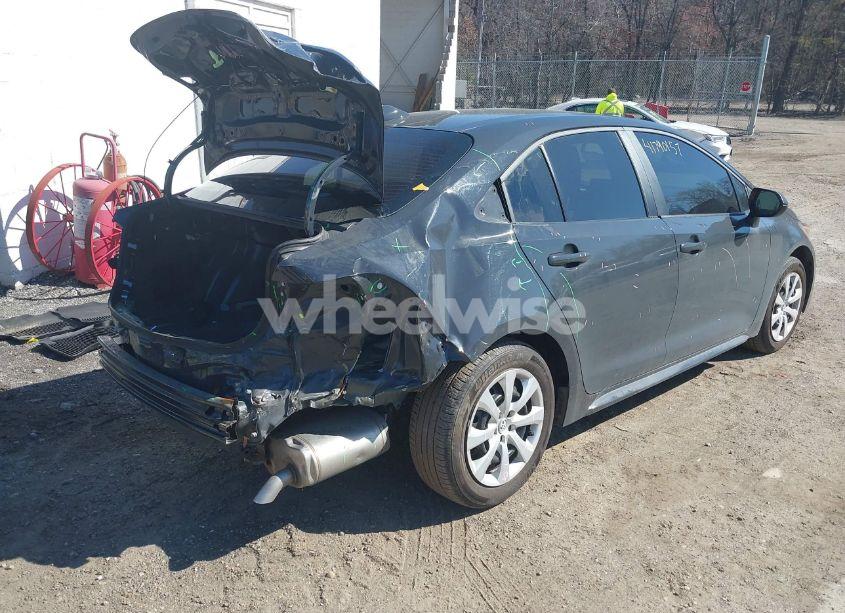 Photo 4 of 2024 Toyota Corolla LE (VIN 5YFB4MDE1RP188296)