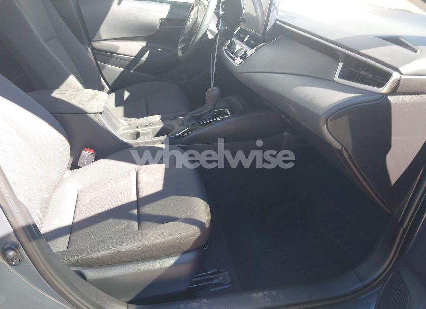 Photo 5 of 2024 Toyota Corolla LE (VIN 5YFB4MDE1RP188296)