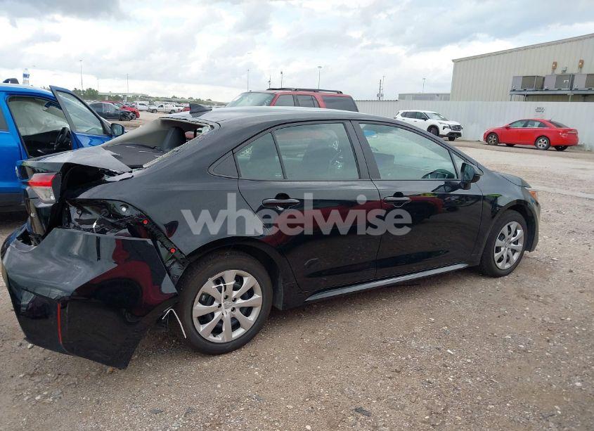 Photo 14 of 2024 Toyota Corolla LE (VIN 5YFB4MDE1RP193479)