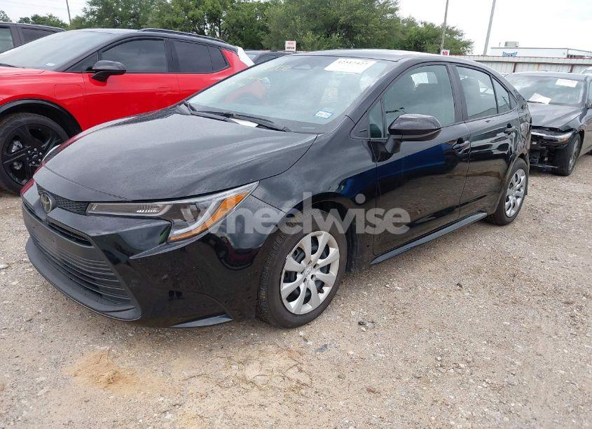 Photo 2 of 2024 Toyota Corolla LE (VIN 5YFB4MDE1RP193479)