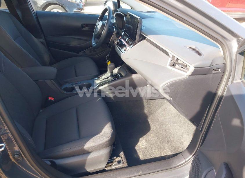 Photo 5 of 2024 Toyota Corolla LE (VIN 5YFB4MDE1RP193952)