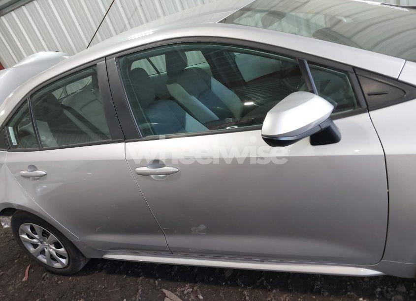 Photo 13 of 2024 Toyota Corolla LE (VIN 5YFB4MDE1RP203220)