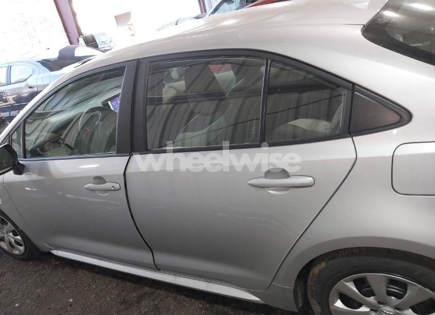 Photo 14 of 2024 Toyota Corolla LE (VIN 5YFB4MDE1RP203220)