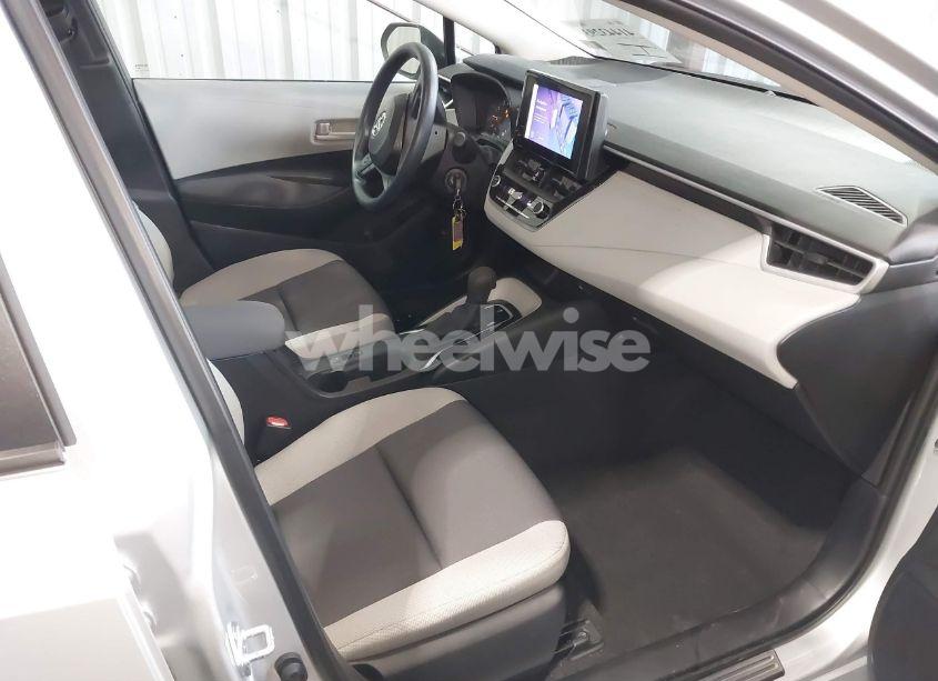 Photo 5 of 2024 Toyota Corolla LE (VIN 5YFB4MDE1RP203220)