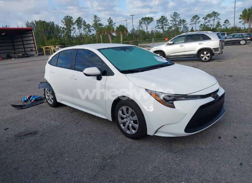 2024 Toyota Corolla LE (VIN 5YFB4MDE1RP209227) main photo