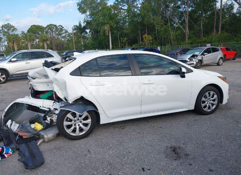 Photo 13 of 2024 Toyota Corolla LE (VIN 5YFB4MDE1RP209227)