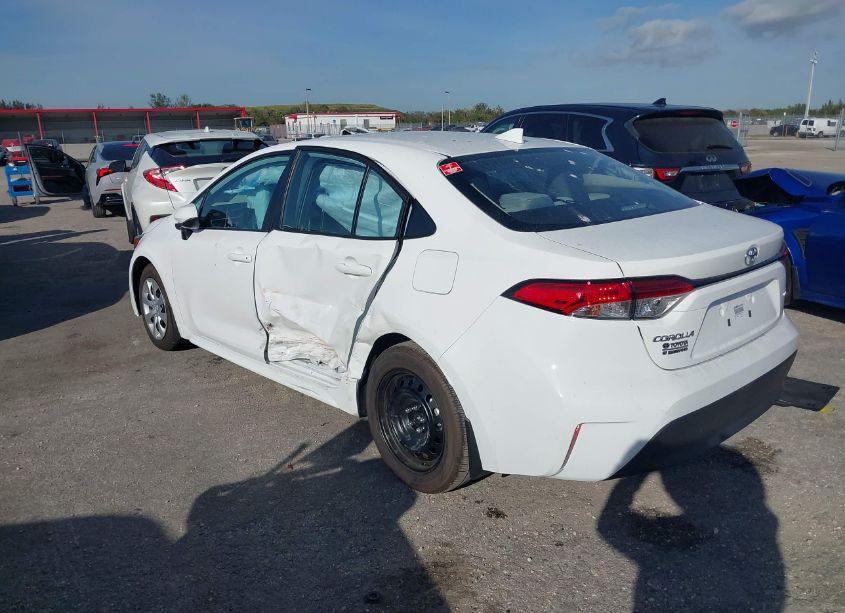 Photo 3 of 2024 Toyota Corolla LE (VIN 5YFB4MDE1RP214346)