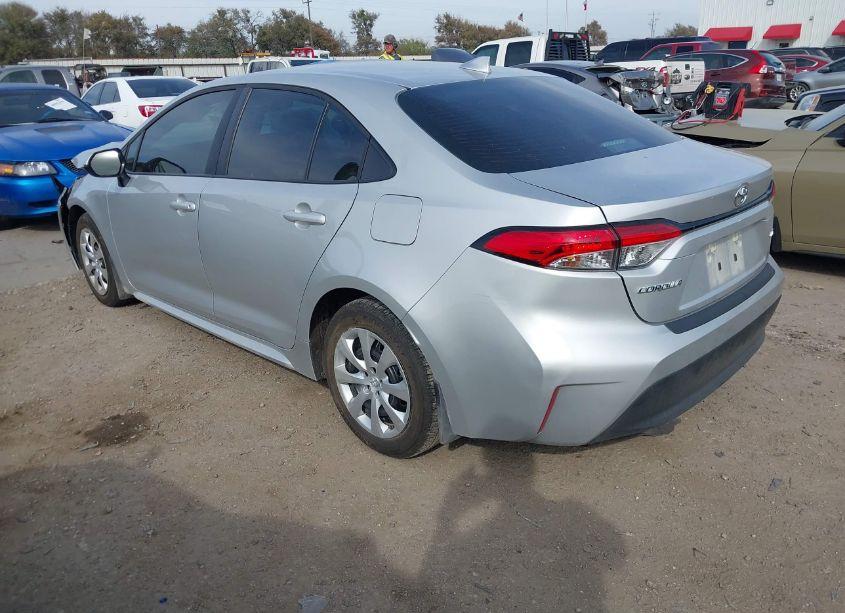Photo 3 of 2024 Toyota Corolla LE (VIN 5YFB4MDE1RP221281)
