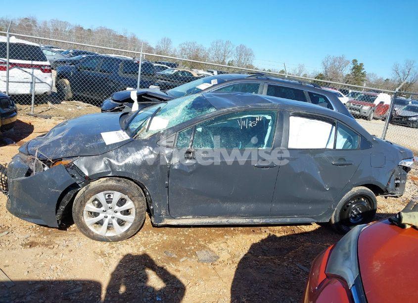 Photo 14 of 2024 Toyota Corolla LE (VIN 5YFB4MDE1RP226433)