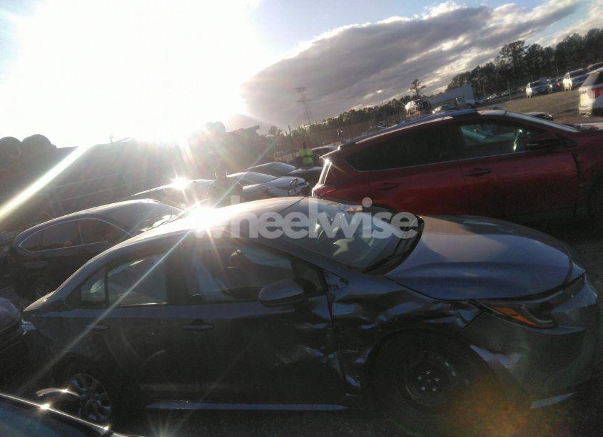 Photo 14 of 2025 Toyota Corolla LE (VIN 5YFB4MDE1SP246400)