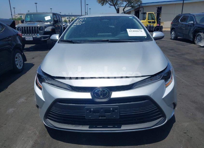 Photo 13 of 2025 Toyota Corolla LE (VIN 5YFB4MDE1SP253413)