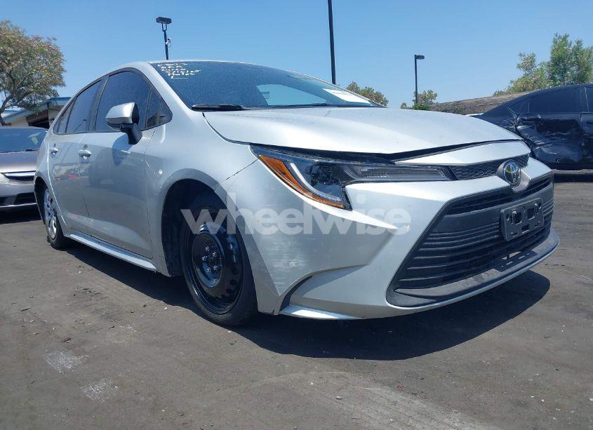 Photo 6 of 2025 Toyota Corolla LE (VIN 5YFB4MDE1SP253413)