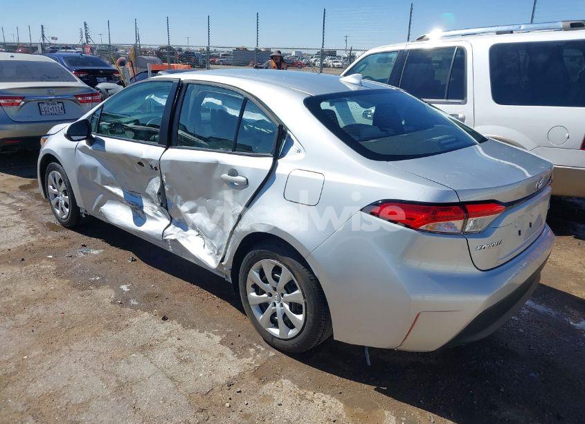 Photo 3 of 2025 Toyota Corolla LE (VIN 5YFB4MDE1SP266386)