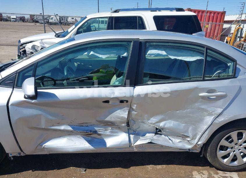 Photo 6 of 2025 Toyota Corolla LE (VIN 5YFB4MDE1SP266386)