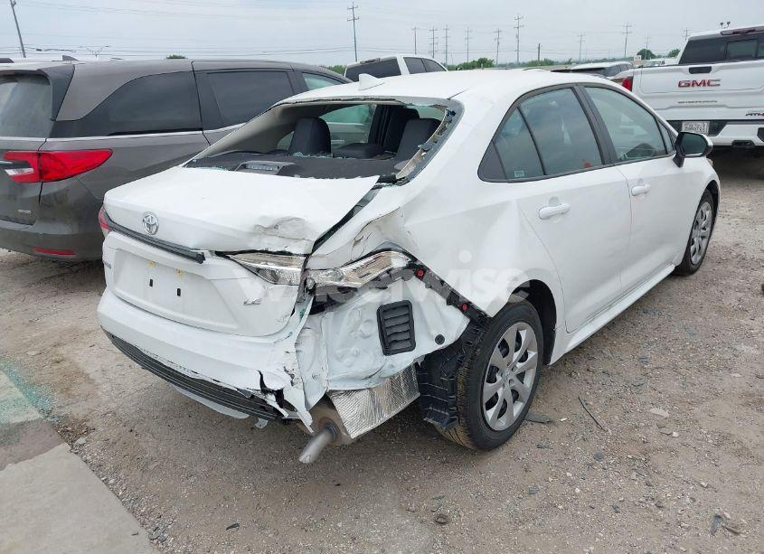 Photo 4 of 2025 Toyota Corolla LE (VIN 5YFB4MDE1SP276772)