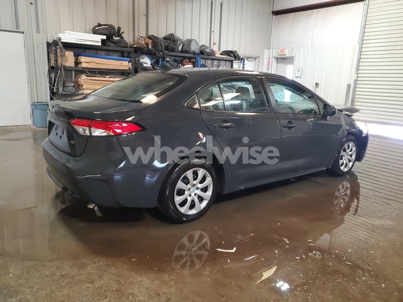 Photo 3 of 2025 TOYOTA COROLLA LE (VIN 5YFB4MDE1SP284919)