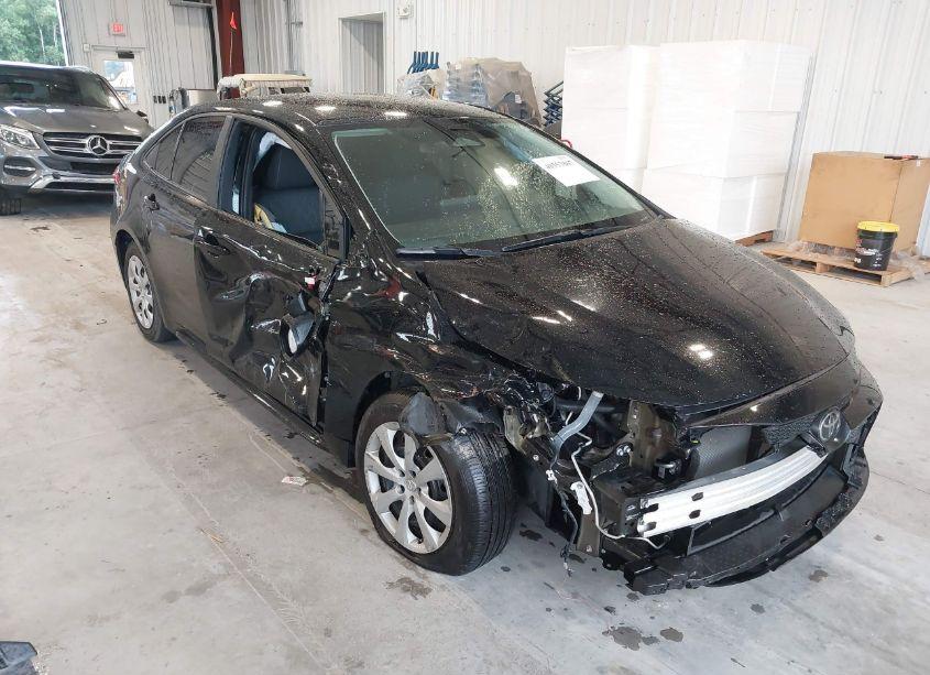 2023 Toyota Corolla LE (VIN 5YFB4MDE2PP009843) main photo