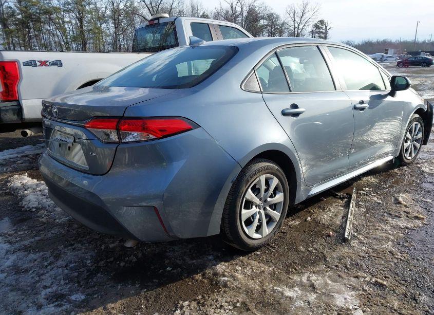 Photo 4 of 2023 Toyota Corolla LE (VIN 5YFB4MDE2PP054796)