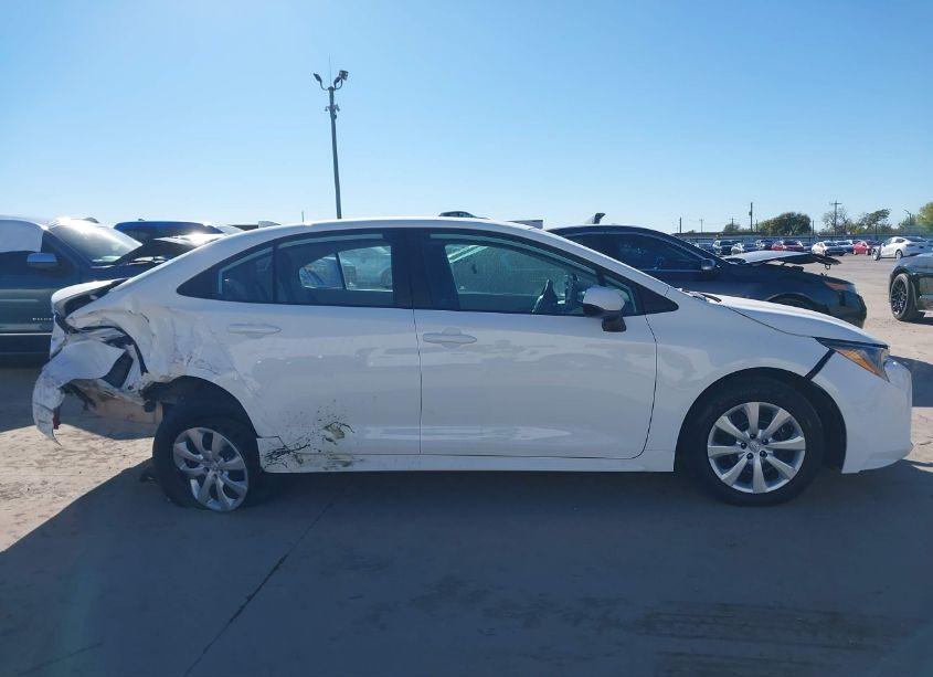 Photo 14 of 2024 Toyota Corolla LE (VIN 5YFB4MDE2RP084500)