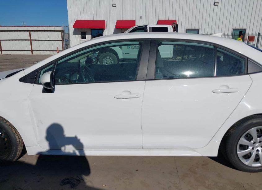 Photo 15 of 2024 Toyota Corolla LE (VIN 5YFB4MDE2RP084500)