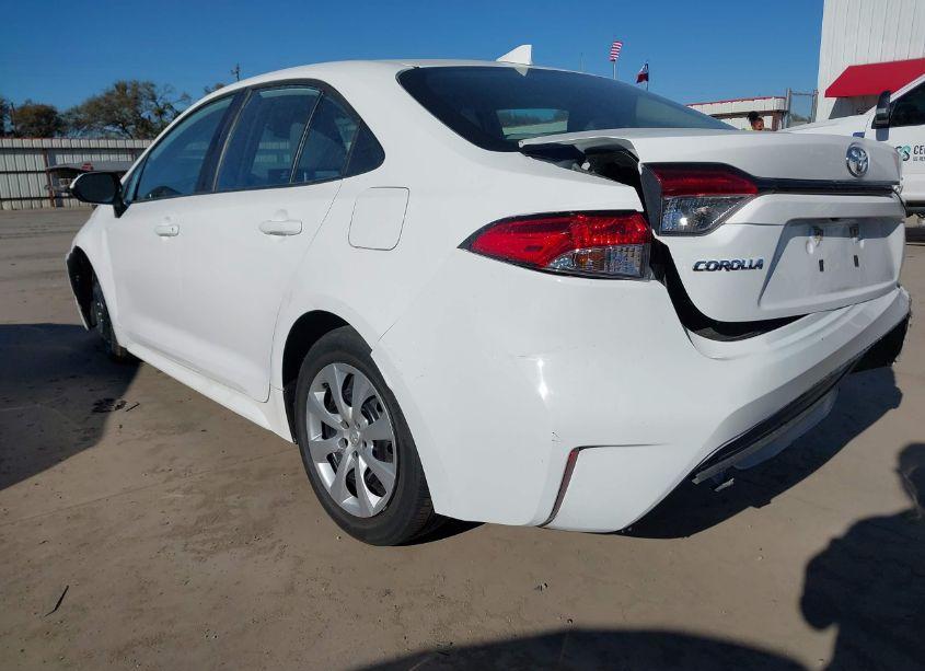 Photo 3 of 2024 Toyota Corolla LE (VIN 5YFB4MDE2RP084500)