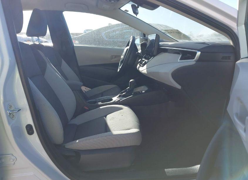 Photo 5 of 2024 Toyota Corolla LE (VIN 5YFB4MDE2RP084500)