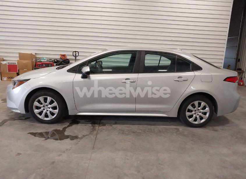 Photo 14 of 2024 Toyota Corolla LE (VIN 5YFB4MDE2RP090619)