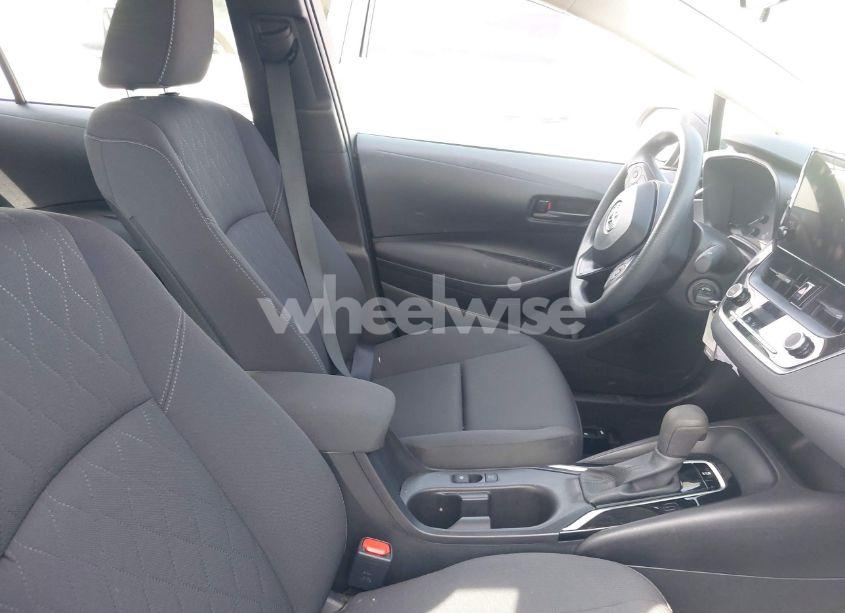 Photo 5 of 2024 Toyota Corolla LE (VIN 5YFB4MDE2RP091480)