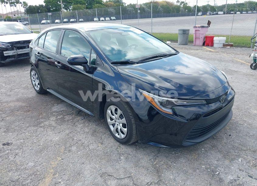 2024 Toyota Corolla LE (VIN 5YFB4MDE2RP093794) main photo