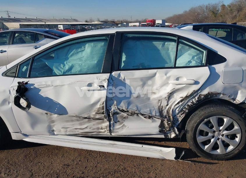 Photo 14 of 2024 Toyota Corolla LE (VIN 5YFB4MDE2RP096422)