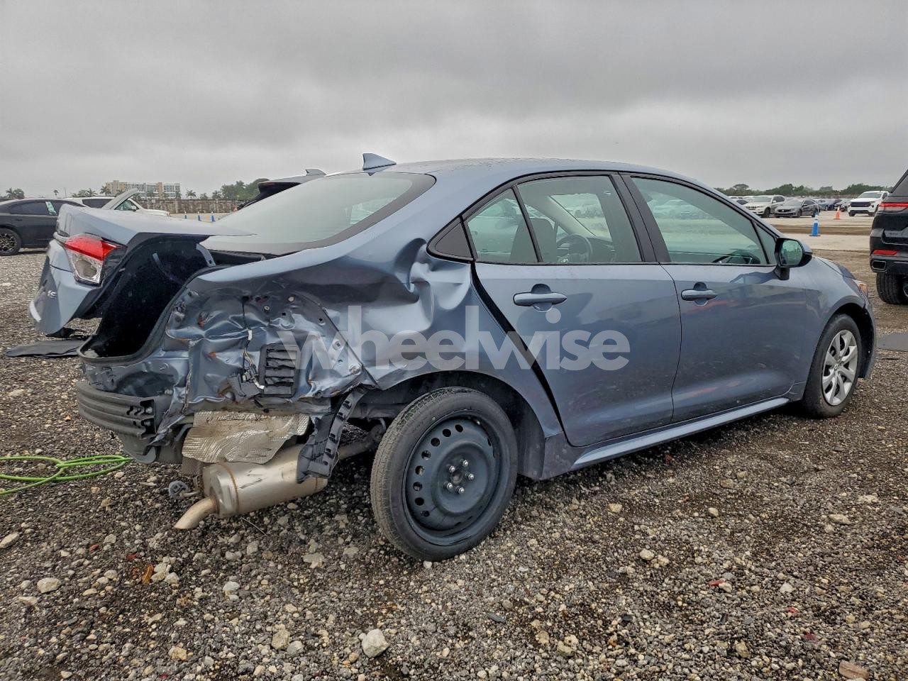 Photo 3 of 2024 TOYOTA COROLLA LE (VIN 5YFB4MDE2RP102798)