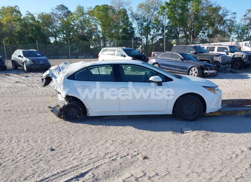 Photo 14 of 2024 Toyota Corolla LE (VIN 5YFB4MDE2RP115227)