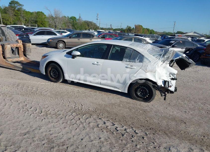 Photo 3 of 2024 Toyota Corolla LE (VIN 5YFB4MDE2RP115227)