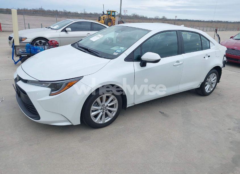 Photo 2 of 2024 Toyota Corolla LE (VIN 5YFB4MDE2RP121884)