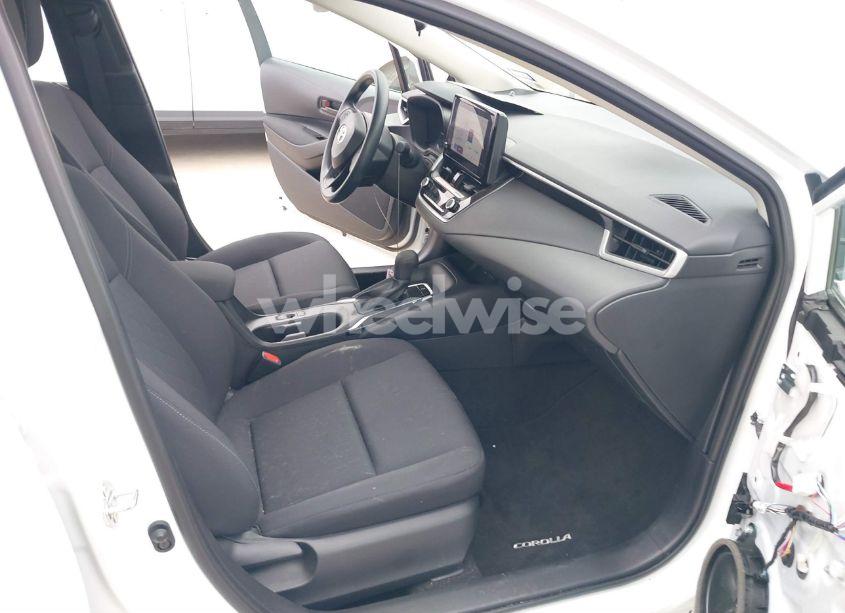 Photo 5 of 2024 Toyota Corolla LE (VIN 5YFB4MDE2RP121884)