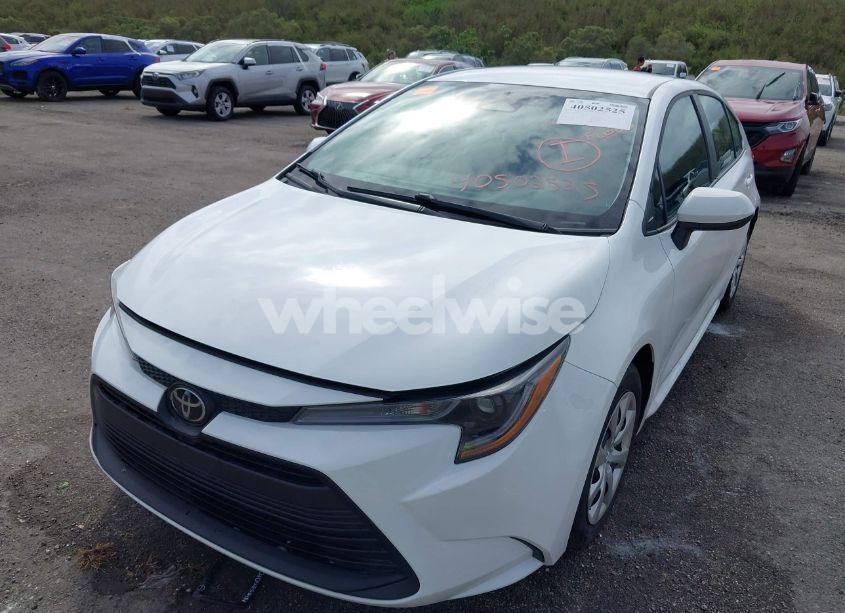 Photo 2 of 2024 Toyota Corolla LE (VIN 5YFB4MDE2RP122758)