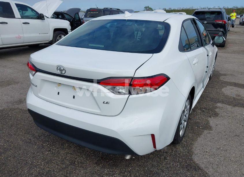 Photo 4 of 2024 Toyota Corolla LE (VIN 5YFB4MDE2RP122758)
