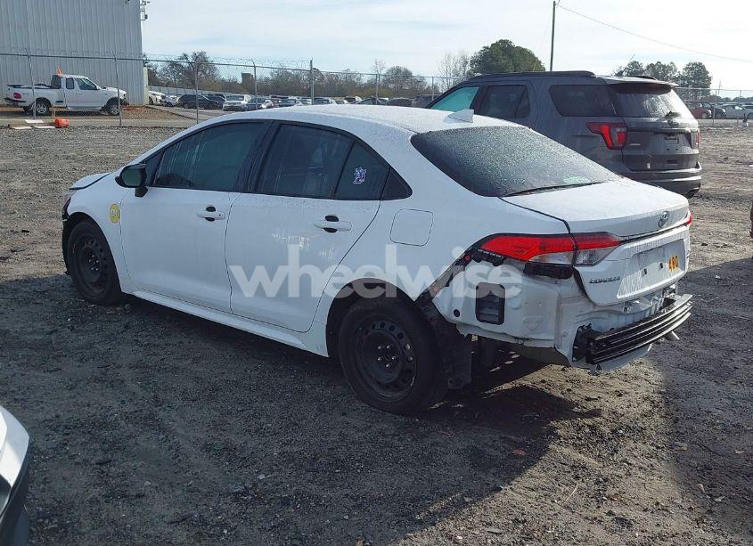 Photo 3 of 2024 Toyota Corolla LE (VIN 5YFB4MDE2RP122842)