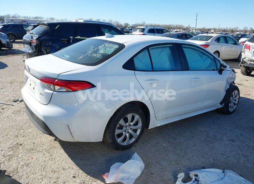 Photo 4 of 2024 Toyota Corolla LE (VIN 5YFB4MDE2RP124882)